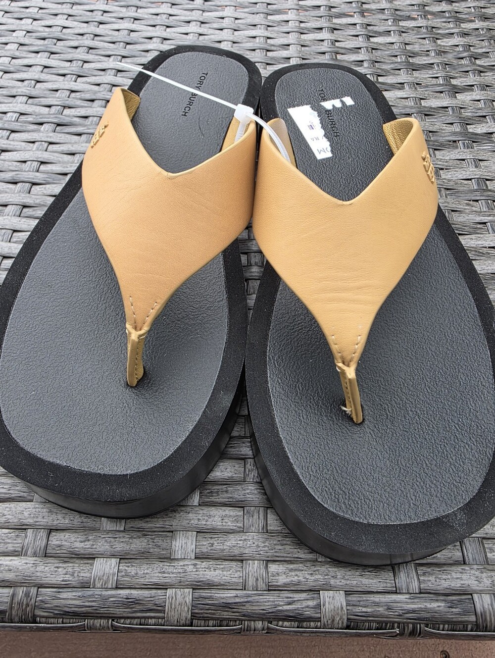 Tory Burch Leather Platform Flip Flops, Black with Brown With Logo, Sz 8 - Picture 2 of 6